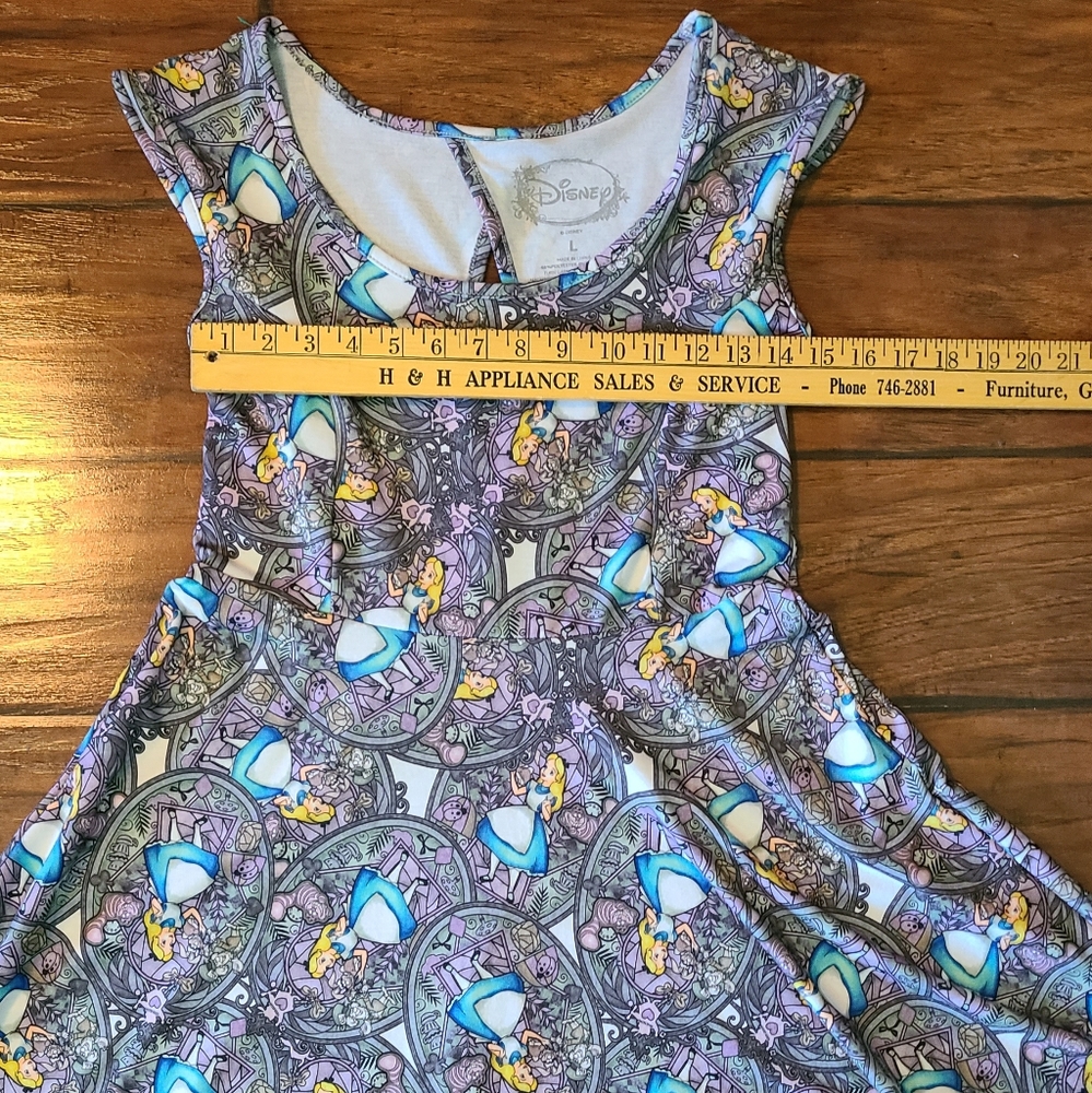 Disney Dress, sz Large, Alice in Wonderland - Picture 6 of 7